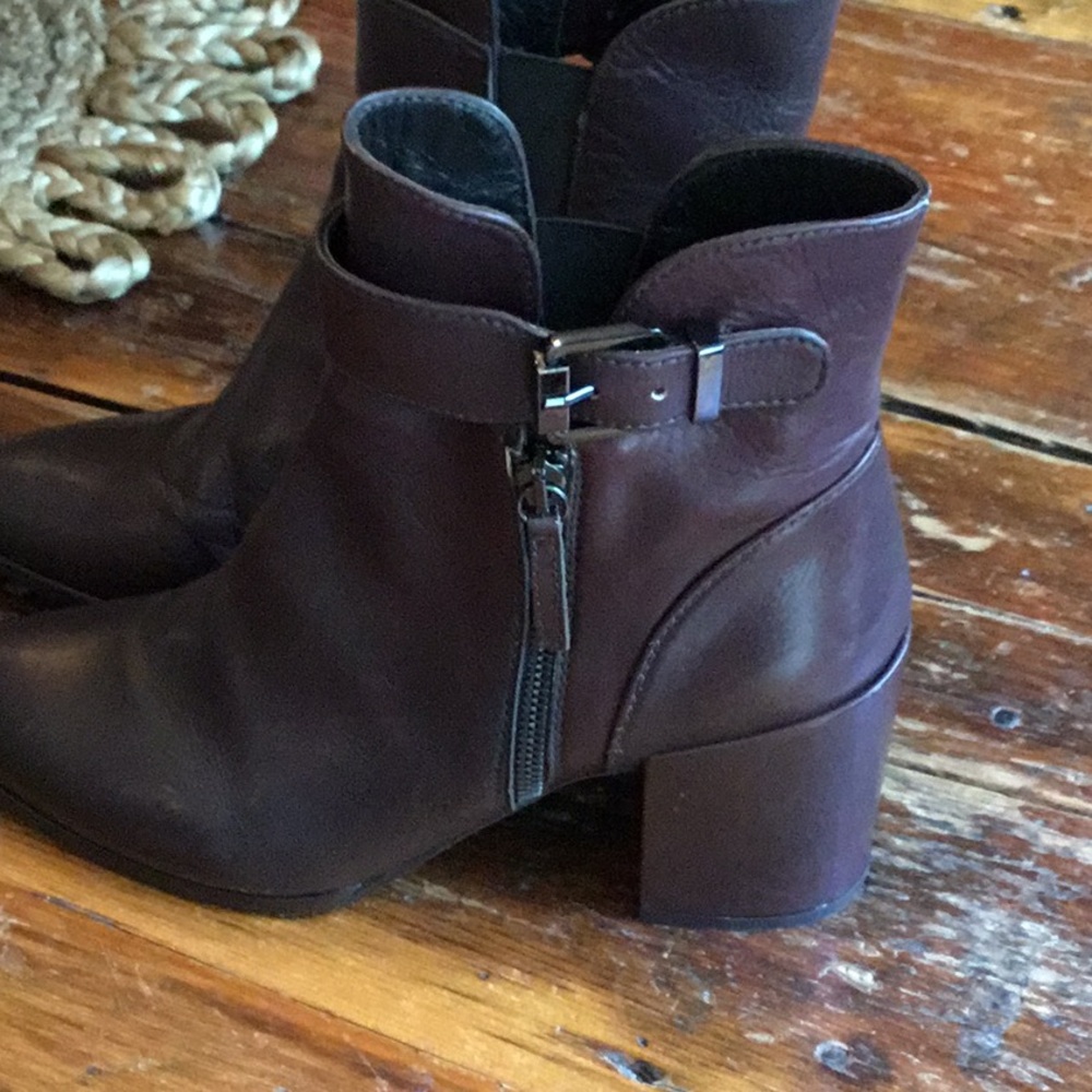 Stuart Weitzman Brown Pointed Toe Boots - image 7